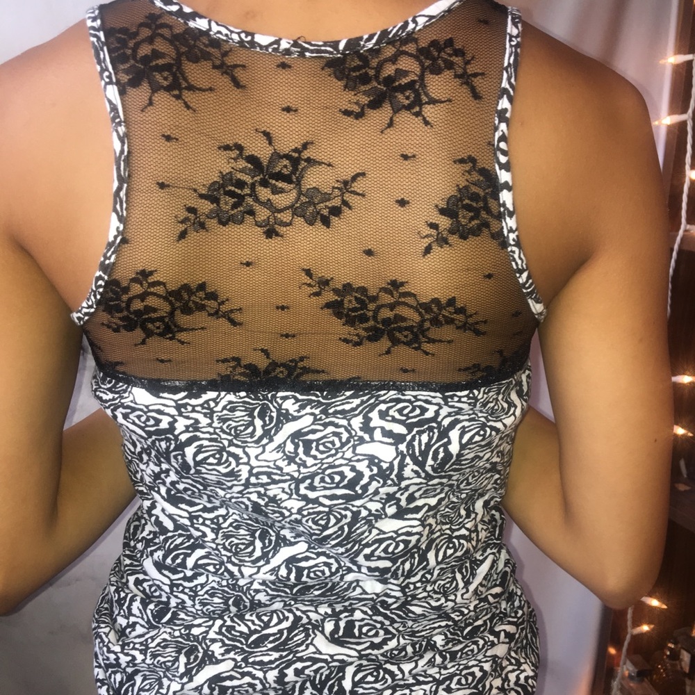 Rose Tanktop - Picture 2 of 2